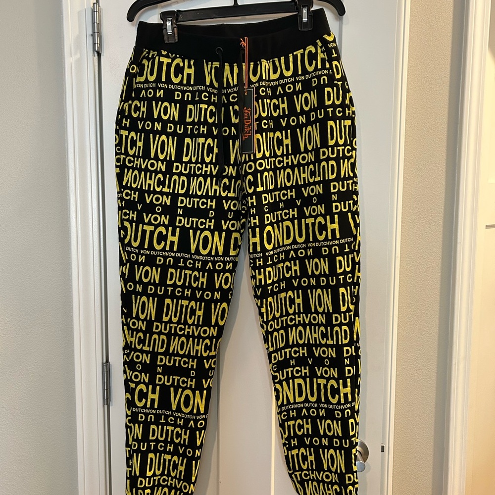 VON DUTCH - NWT - Sz small Authentic Unisex All-Over-Logo Joggers/Sweat Pants
